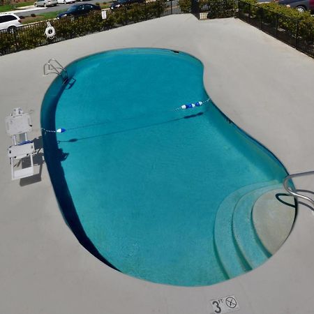 Holiday Inn Express Lynchburg By Ihg Bagian luar foto