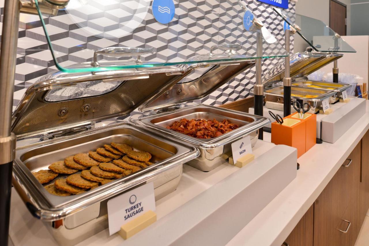 Holiday Inn Express Lynchburg By Ihg Bagian luar foto