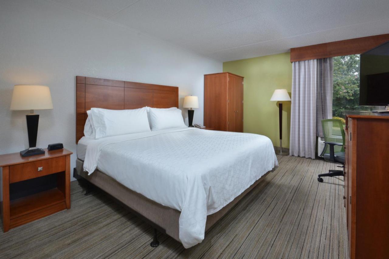 Holiday Inn Express Lynchburg By Ihg Bagian luar foto