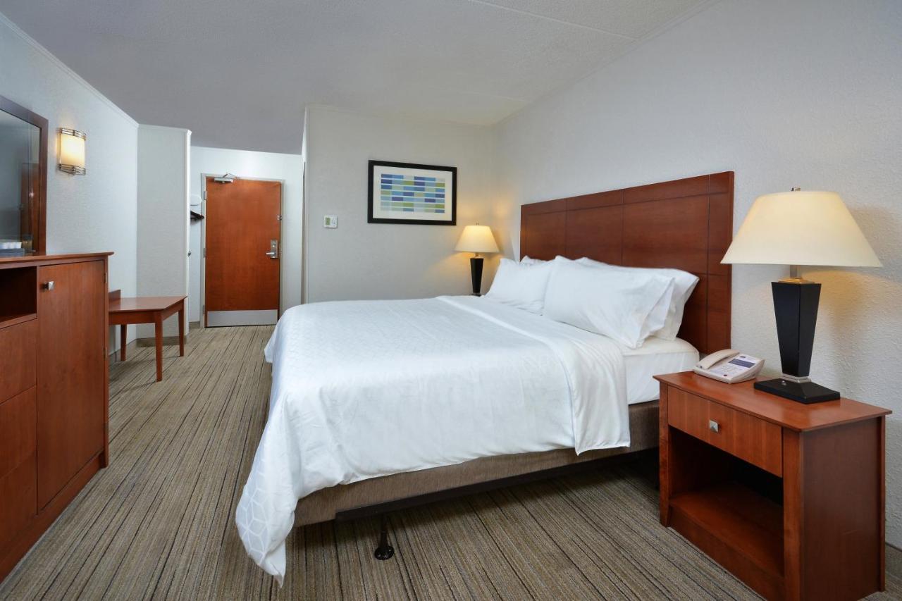 Holiday Inn Express Lynchburg By Ihg Bagian luar foto
