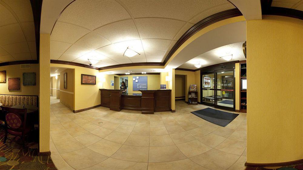 Holiday Inn Express Lynchburg By Ihg Bagian luar foto