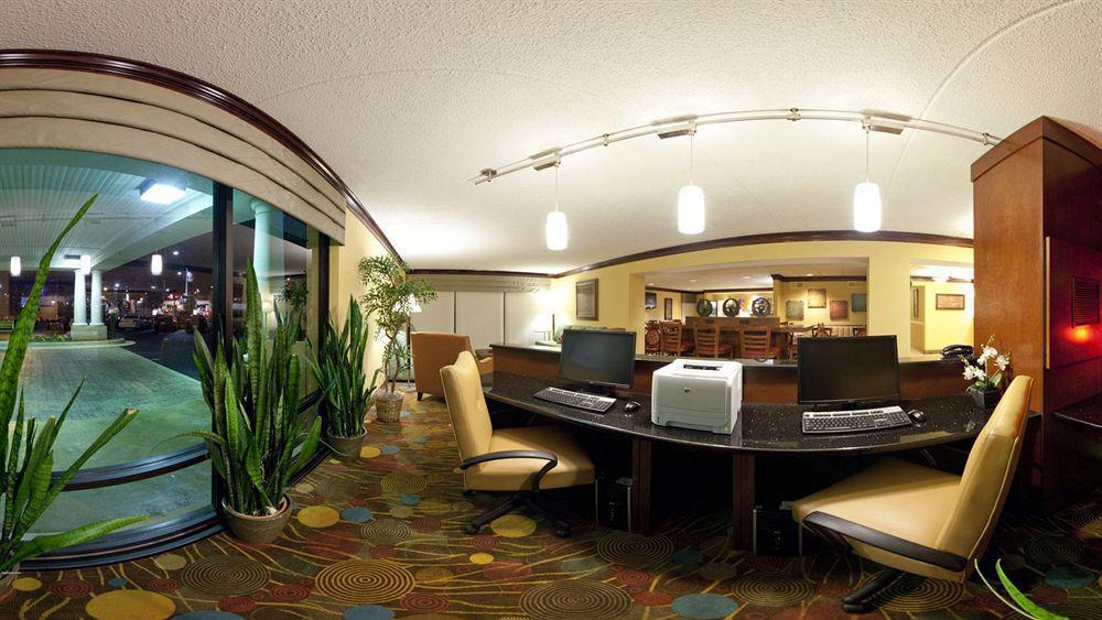 Holiday Inn Express Lynchburg By Ihg Bagian luar foto