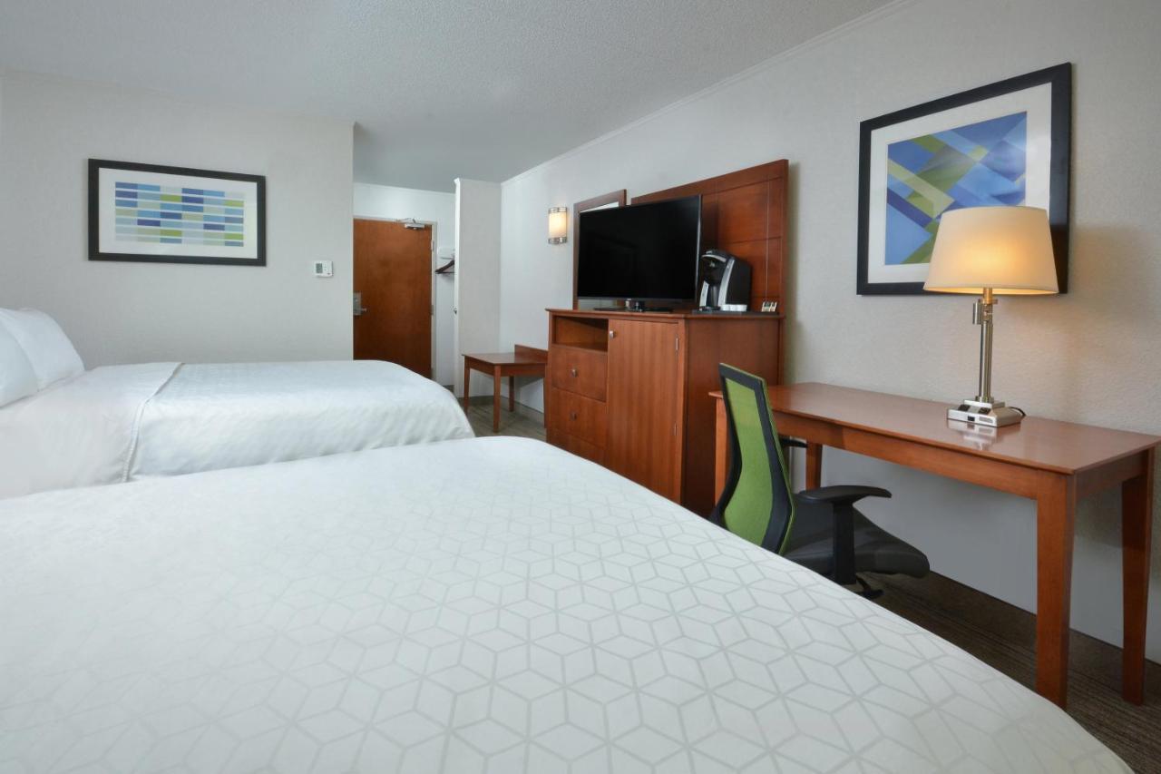 Holiday Inn Express Lynchburg By Ihg Bagian luar foto