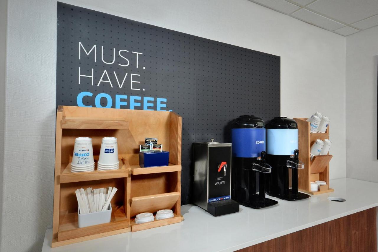 Holiday Inn Express Lynchburg By Ihg Bagian luar foto