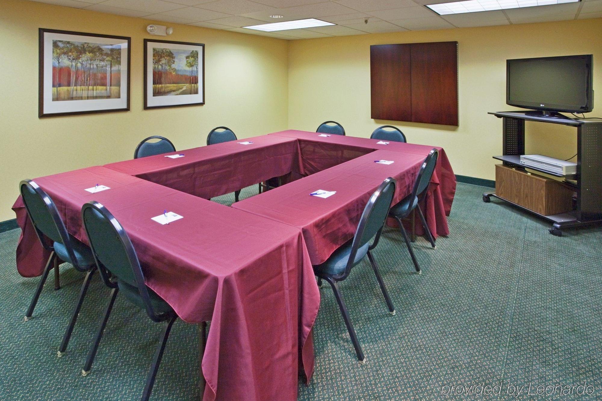 Holiday Inn Express Lynchburg By Ihg Bagian luar foto